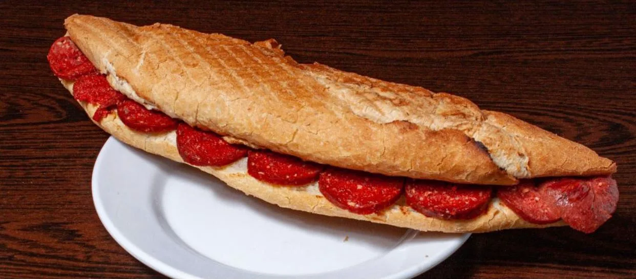 Tam Ekmek Sucuklu